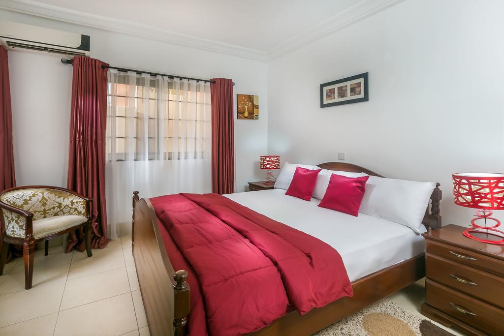Golden Crest Lodge Bawaleshi 外观 照片