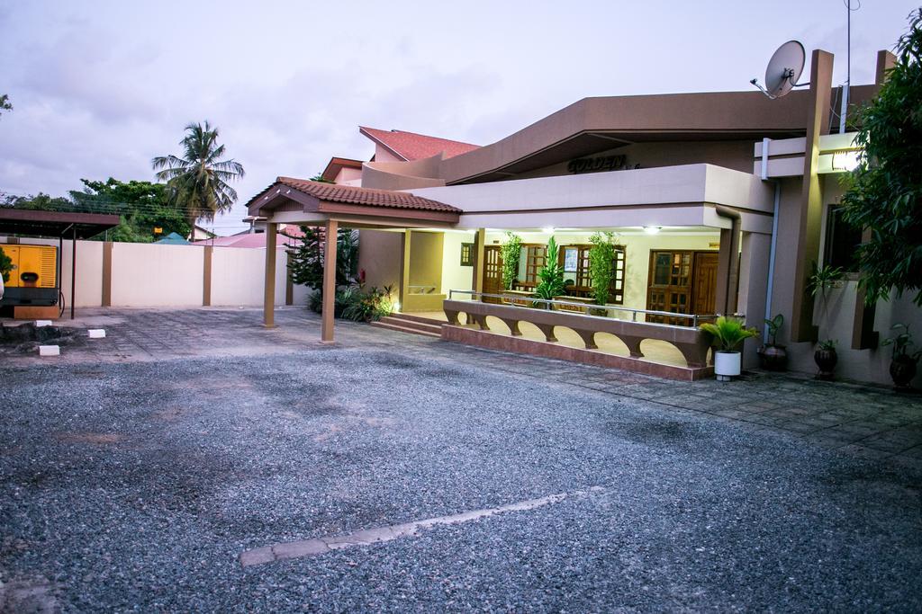 Golden Crest Lodge Bawaleshi 外观 照片